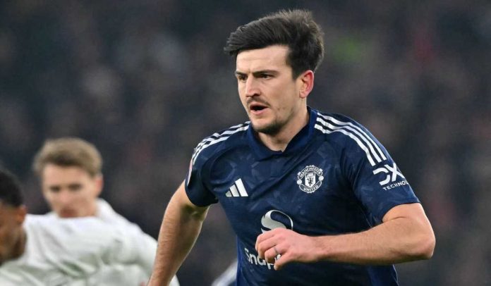 Aksi Harry Maguire di laga Manchester United vs Arsenal di Piala FA