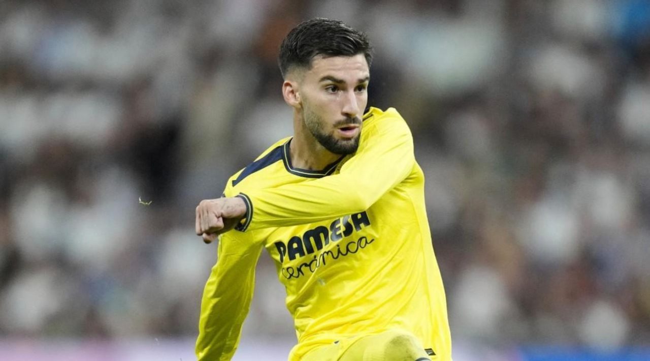 Alex Baena pemain Villarreal