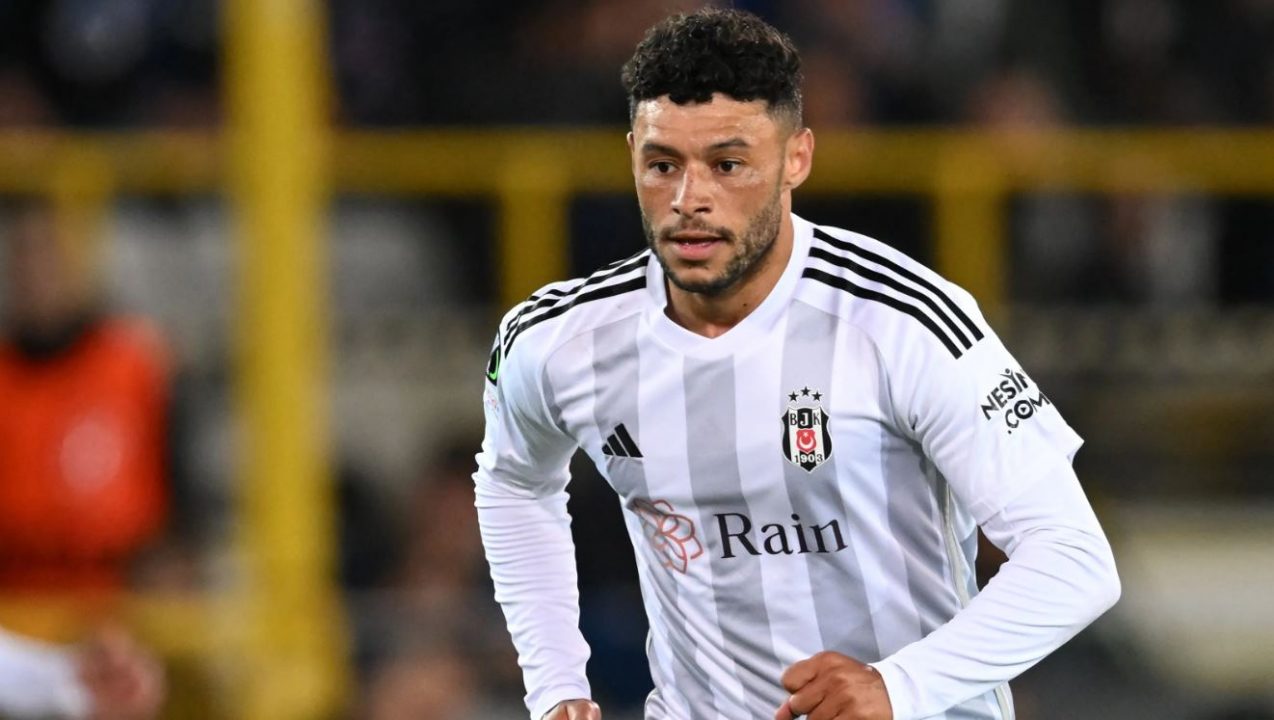 Alex Oxlade-Chamberlain pemain Besiktas incaran West Ham United