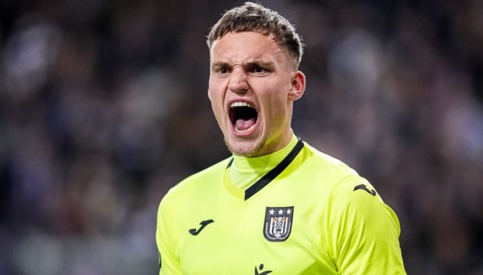 Bart Verbruggen kiper Brighton target transfer Bayern Munchen