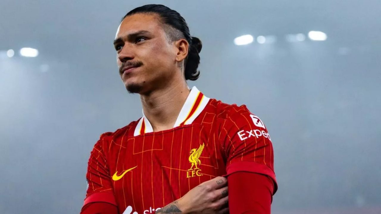 Darwin Nunez bintang sepak bola Liverpool