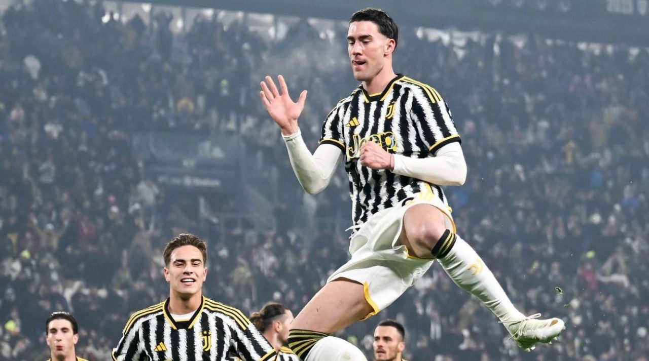 Dusan Vlahovic pemain Juventus target transfer Arsenal