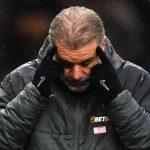 Gestur Ange Postecoglou selama laga Tottenham vs Leicester City