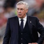 Gestur Carlo Ancelotti selama laga Real Madrid vs Real Mallorca di semifinal Semifinal Piala Super Spanyol