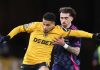 Joao Neves berlari dari Jota Silva dalam pertemuan Wolves vs Nottingham Forest