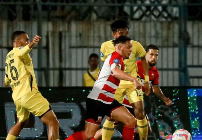 Madura United menjamu Barito Putera di pekan ke-19 Liga 1