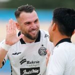 Marko Simic usai mencetak gol untuk Persija di kandang Barito Putera