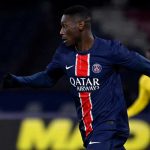 Randal Kolo Muani beraksi untuk Paris Saint-Germain