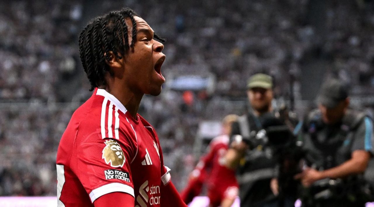 Rio Ngumoha pahlawan Liverpool di laga kontra Newcastle United