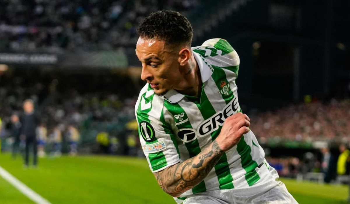 Aksi Antony di laga untuk Real Betis