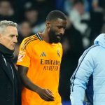 Antonio Rudiger meninggalkan lapangan karena cedera