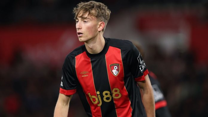 Dean Huijsen pemain Bournemouth