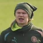 Erling Haaland di sesi latihan Manchester City