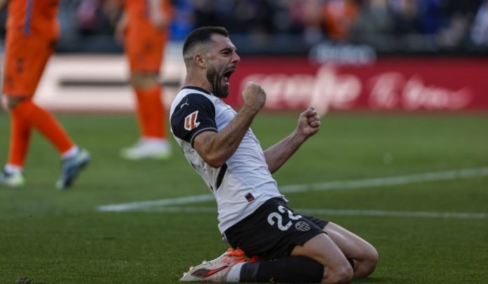 Hasil Valencia vs Celta Vigo skor akhir 2-1 - Liga Spanyol