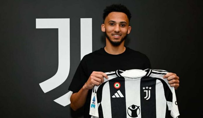 Lloyd Kelly resmi jadi pemain Juventus