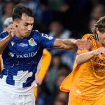 Martin Zubimendi coba hentikan laju Luka Modric