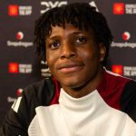 Patrick Dorgu menandatangani kontrak di Manchester United