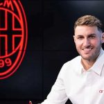 Santiago Gimenez menandatangani kontrak di AC Milan