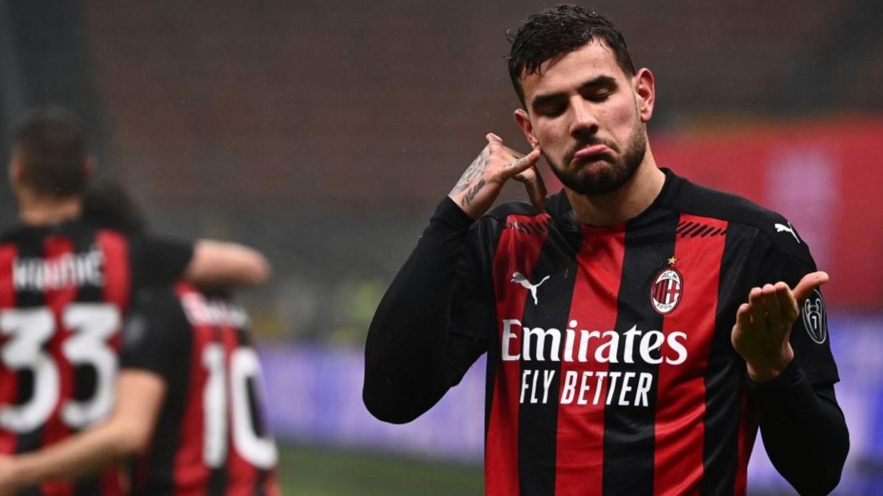 Theo Hernandez pemain AC Milan