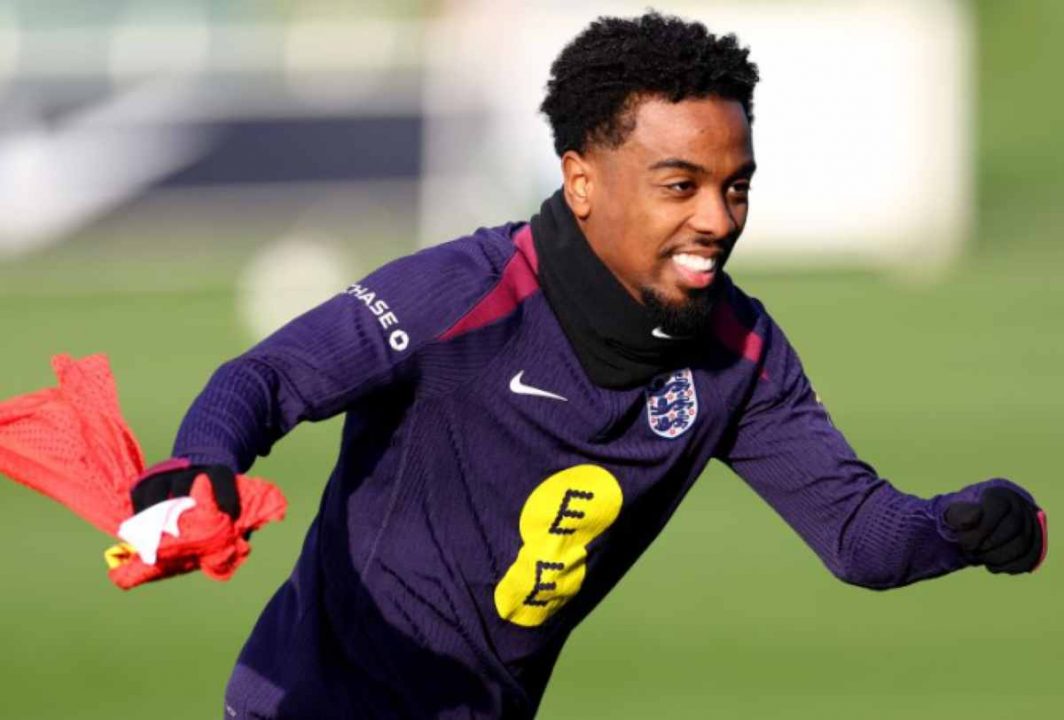 Angel Gomes Ikut Diburu Barcelona