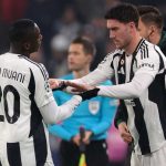 Dusan Vlahovic masuk menggantikan Randal Kolo Muani