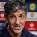 Imanol Alguacil dalam konferensi pers Real Sociedad