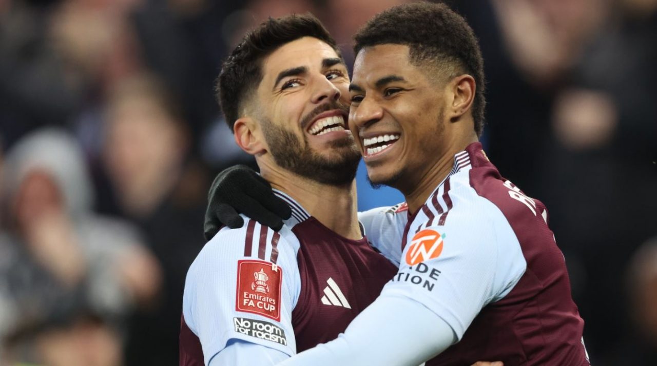 Marcus Rashford bersama Marco Asensio - Aston Villa