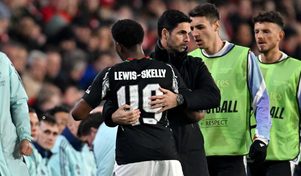 Mikel Arteta Bicara Tegas ke Myles Lewis-Skelly Soal Disiplin, Pemain Muda Arsenal Dapat Pelajaran Berharga!