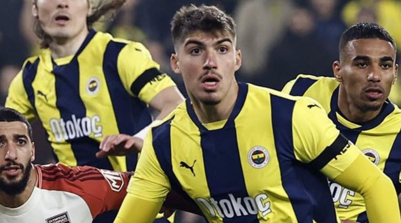 Yusuf Akcicek pemain Fenerbahce