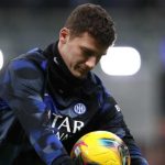 Benjamin Pavard absen saat Inter Milan tandang ke Barcelona