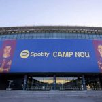 Camp Nou tampak dari depan