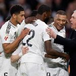 Carlo Ancelotti bersama para pemain Real Madrid