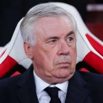 Carlo Ancelotti duduk di bangku cadangan Real Madrid