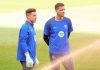 Dua Kiper Barcelona Ter Stegen dan Szczesny dalam sebuah sesi latihan