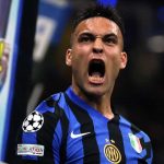 Lautaro Martinez merayakan golnya ke gawang Bayern Munchen
