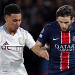 Morgan Rogers berebut bola dengan Khvicha Kvaratskheila