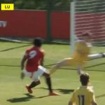 Victor Musa mencetak enam gol ke gawang Leeds U-18