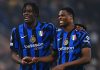 Yann Bisseck dan Denzel Dumfries usai laga Inter Milan vs Arsenal di Liga Champions