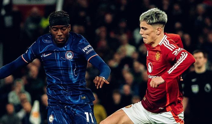Alejandro Garnacho berduel dengan Noni Madueke di laga Chelsea kontra Manchester United