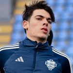 Alex Valle pemain Barcelona yang dipinjamkan ke Como 1907