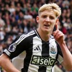 Anthony Gordon bintang Newcastle United