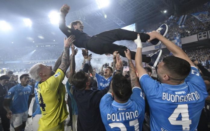 Antonio Conte cetak sejarah Serie A