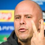 Arne Slot manajer Liverpool