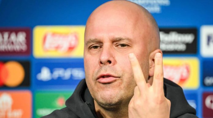 Arne Slot manajer Liverpool