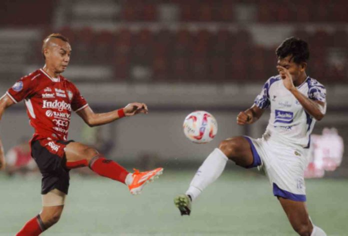 Bali United menjamu PSIS Semarang di pekan ke-31
