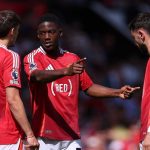 Bruno Fernandes bersama Kobbie Mainoo dan Manuel Ugarte