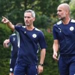 Carlos Vicens dan Pep Guardiola manajer Manchester City