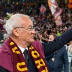 Claudio Ranieri menyapa fans AS Roma