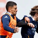 Dani Ceballos berlatih dengan Luka Modrid ci Real Madrid