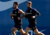 Eric Garcia dan Inigo Martinez dalam sebuah sesi latihan di Barcelona